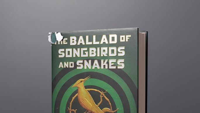 洋書 The Ballad of Songbirds and Snakes Amazon.com: The Ballad of Songbirds and Snakes (A Hunger